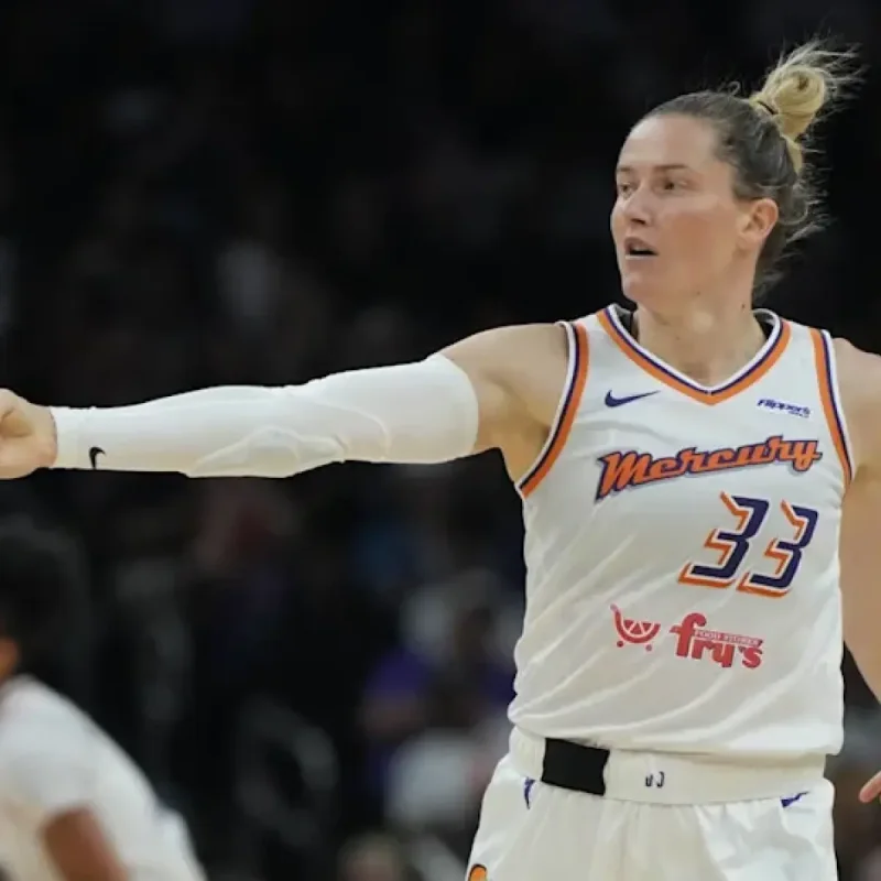 Dallas Wings Host Phoenix Mercury in Commissioner's Cup Amid Injury Woes
