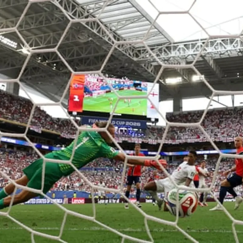 Jude Bellingham Capitalizes on Nyland Blunder as England Beat Norway