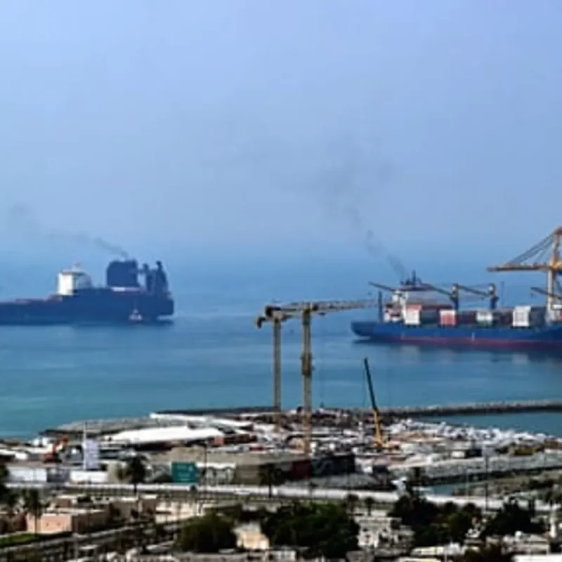 Trump Threatens to Target Iran's Power Plants, Bridges Over Hormuz Conflict