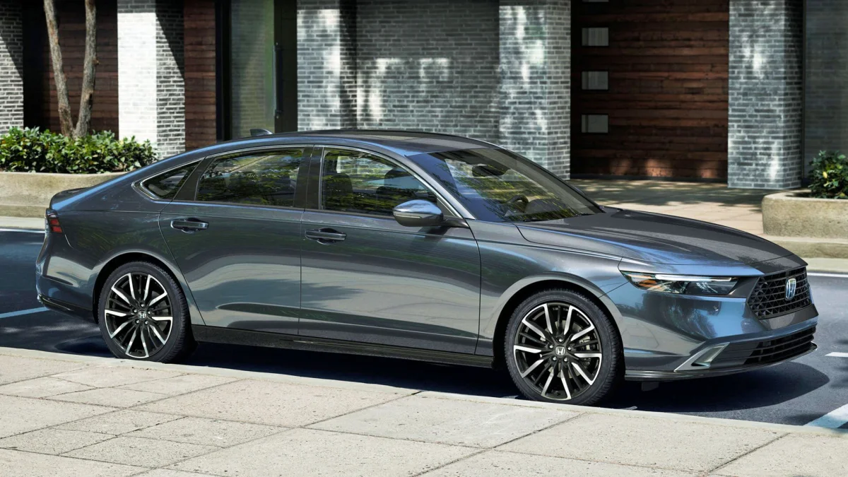 Honda Hybrid Sales Hit New Record as Gas Tops $4 Per Gallon