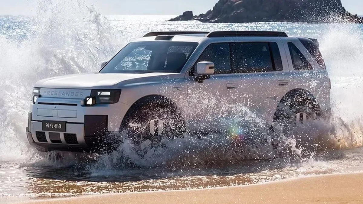 Reborn Land Rover Freelander Aims for 300,000 Annual Sales, Half from Overseas