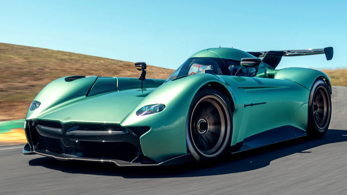 McMurtry Spéirling PURE Debuts at Monterey with 1,000 HP and 3G Grip