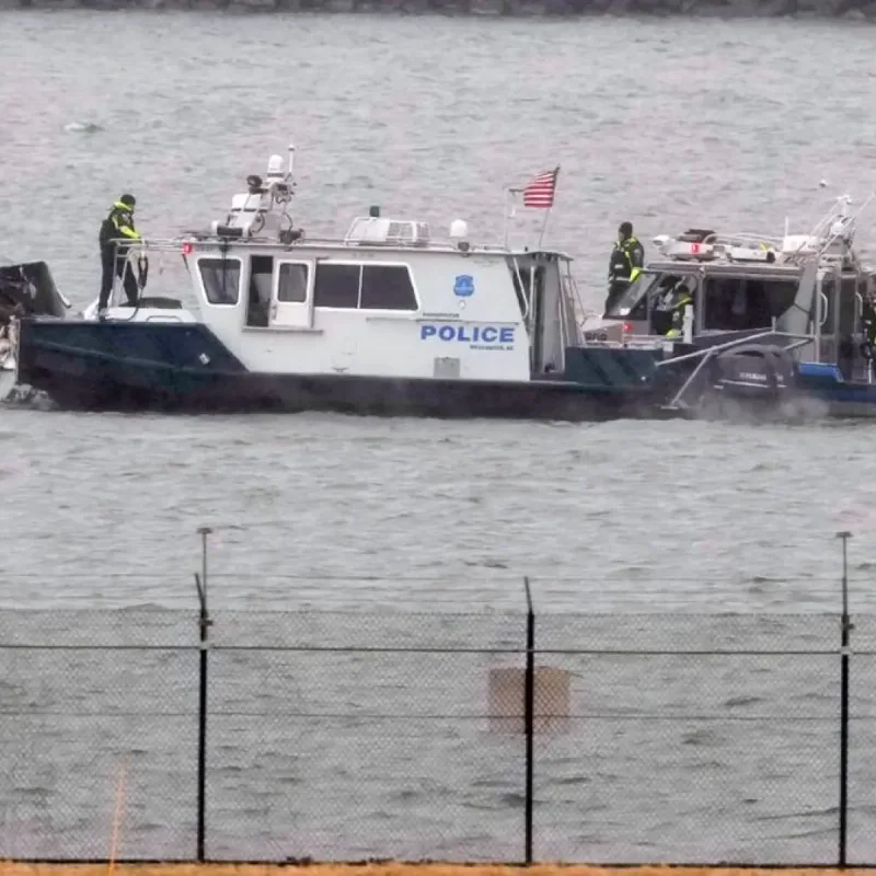 DC Midair Crash: Army Cites Two Failed Radio Transmissions