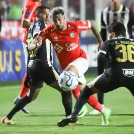 Cienciano Holds Atletico Mineiro to Scoreless Draw in Brazil