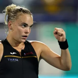 Sara Bejlek Stuns Former US Open Champion Sloane Stephens at Roland Garros