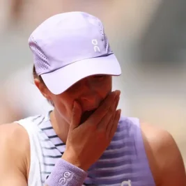 Marta Kostyuk Stuns Iga Swiatek in Straight Sets at French Open