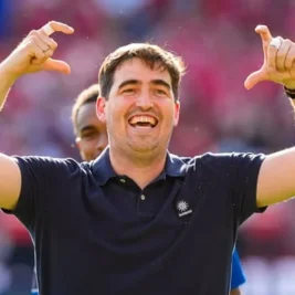 Liverpool Opens Formal Talks with Andoni Iraola to Replace Arne Slot