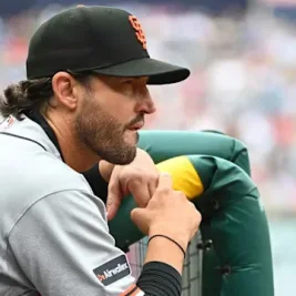Tony Vitello Dismisses Rumors of College Baseball Return Amid Giants' Struggles