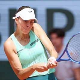 Magda Linette Opens Grass Campaign Against Kimberly Birrell at Libema Open