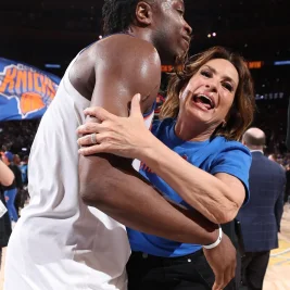 New York Knicks Stage Historic 29-Point Comeback to Beat Spurs in Game 4