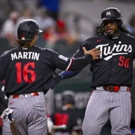 Bell, Buxton Homer to Lead Twins Past Rangers 4-2