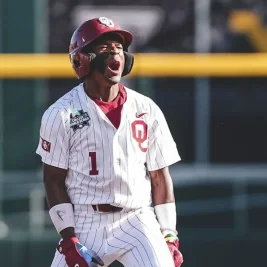 Oklahoma Beats Georgia 4-3 in College World Series, Advances to Semifinals