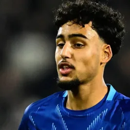 Feyenoord Signs 19-Year-Old Midfielder Resley Kessels on Free Transfer