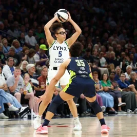 Olivia Miles Sets WNBA Rookie Three-Point Record