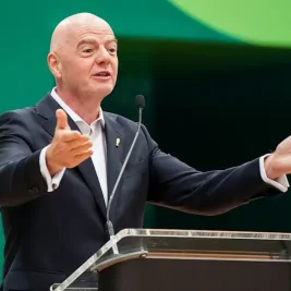 FIFA President Infantino Faces Backlash Over Private Jet Use at World Cup