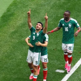 Canelo Alvarez Backs Mexico National Team Ahead of South Korea World Cup Clash