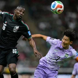 Mexico Defeats South Korea 1-0 to Top Group A at World Cup