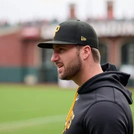 Atlanta Braves Acquire Catcher Joey Bart from Pirates
