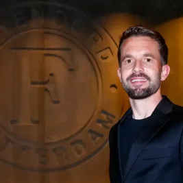 Feyenoord Signs Belgian Midfielder Charles Vanhoutte from Nice
