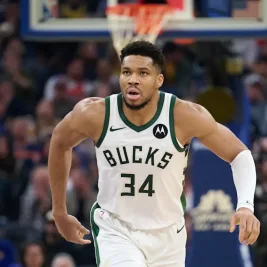 Bucks Face Pressure to Trade Giannis Antetokounmpo Ahead of NBA Draft