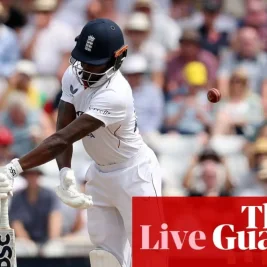 New Zealand Takes 204-Run Lead Over England in Third Test