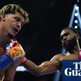 Jaron Ennis Stops Xander Zayas in Seventh to Unify Super-Welterweight Titles