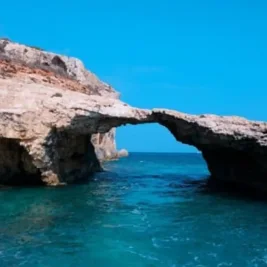 Rock Arch Collapse in Malta Kills Chinese Tourist, Injures Woman