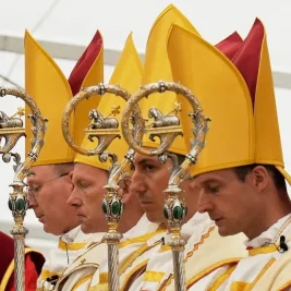 Traditionalist Catholic Group Consecrates Four Bishops in Switzerland