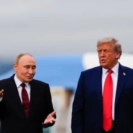 Trump Holds Phone Calls With Putin and Zelensky Ahead of NATO Summit