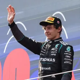 Kimi Antonelli Secures British Grand Prix Pole Position at Silverstone