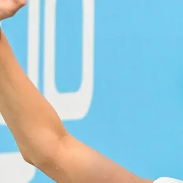 Summer McIntosh Breaks 200m Butterfly World Record at Canadian Trials
