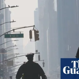 Early Air Pollution Exposure Linked to Childhood Obesity via Impulse Control