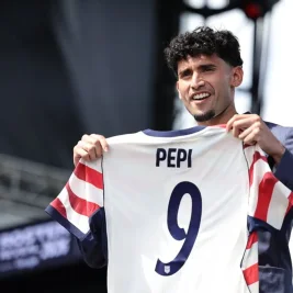 Ricardo Pepi Intends to Remain with PSV Eindhoven Amid Transfer Interest