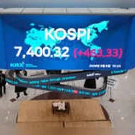 South Korea KOSPI Enters Bear Market After Tech Selloff