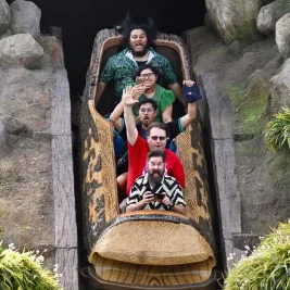 Disneyland Stops Bayou Adventure Ride After Child Exits Log
