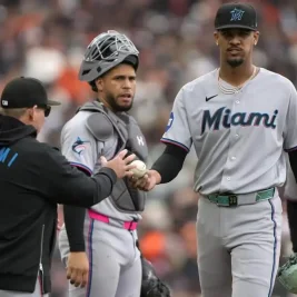 MLB Managers Under Fire for Pulling Pitchers From Perfect Games