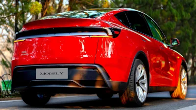 Tesla's Per-Car Profit Drops 40% to $2,140, Tariffs and Tax Credit End Blamed