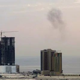 US Scraps Hormuz Strait Toll, Resumes Airstrikes in Iran