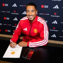 Manchester United Signs Youri Tielemans from Aston Villa for £35m