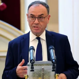 Bank of England Governor Calls for Global Cooperation on AI Risks