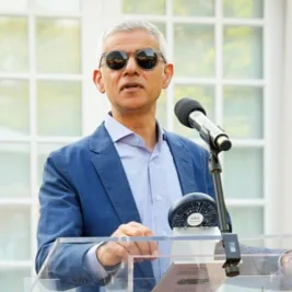 London Mayor Sadiq Khan Backs Call for Maximum Workplace Temperature