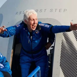 Wally Funk, Trailblazing Female Aviator and Oldest Woman in Space, Dies at 87