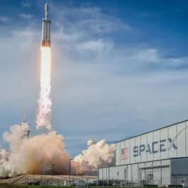 SpaceX Shares Fall Below IPO Price as Market Valuation Shrinks