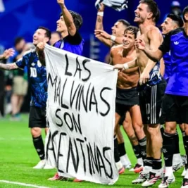 Starmer Backs Call for FIFA to Probe Argentina Falklands Banner