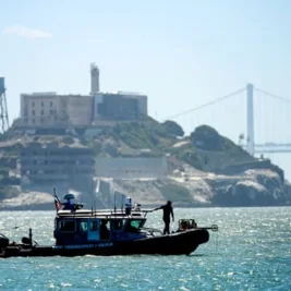 Police Find Sunken Boat in San Francisco Bay After Capsizing
