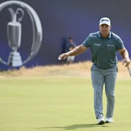 Nine Golfers Share Lead at Open Championship Heading into Moving Day