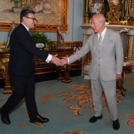 Andy Burnham Becomes UK Prime Minister After Meeting King Charles