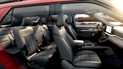 Ford Expands Seat Recall to 388,000 Explorers and Aviators