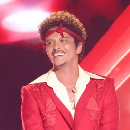 Bruno Mars Kicks Off Six-Night Wembley Residency on Romantic Tour