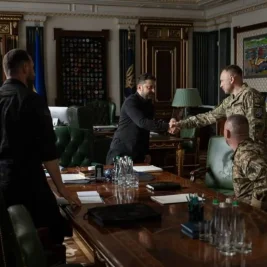 Zelenskyy Replaces Ukraine Army Chief After Protests